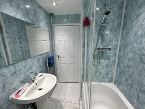 Photo 24- click for photo gallery